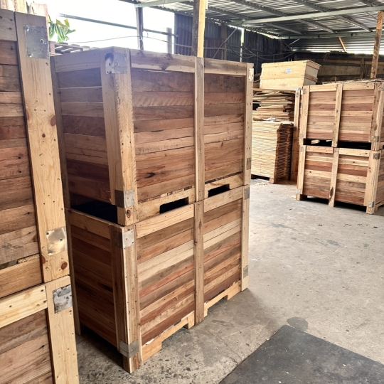 Thùng gỗ giá rẻ tại Long An